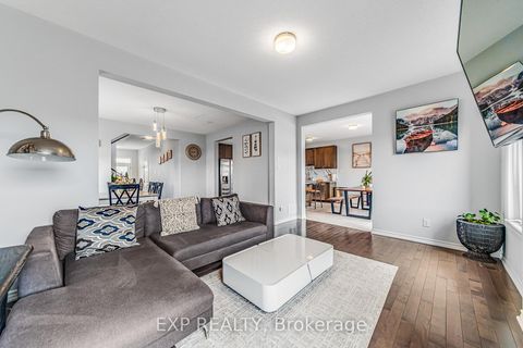 Photo 10 at 527 Alcor Terrace, Nepean (Half Moon Bay), Ottawa