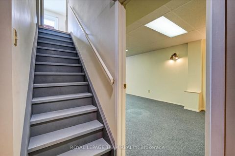 Photo 22 at 97 Huntsman Crescent, Bridlewood, Kanata