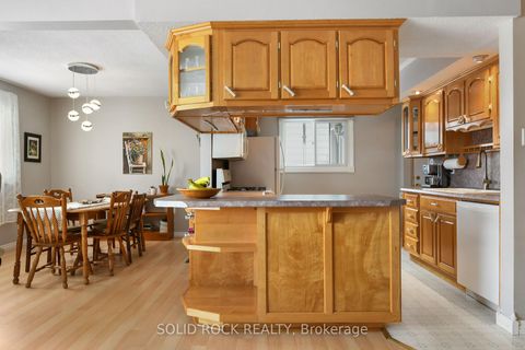 Photo 10 at 127 Edward Street S, Arnprior