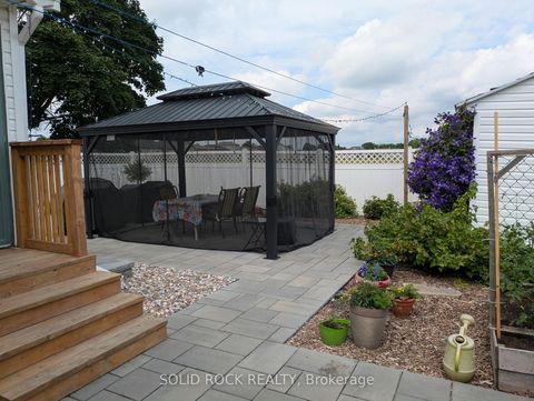 Photo 32 at 127 Edward Street S, Arnprior