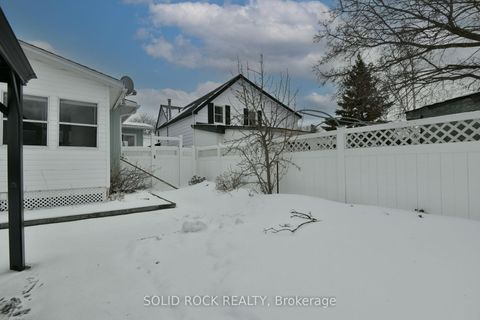 Photo 34 at 127 Edward Street S, Arnprior