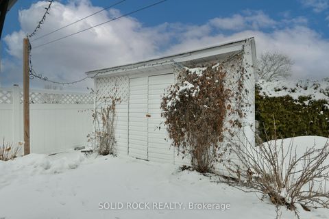 Photo 36 at 127 Edward Street S, Arnprior