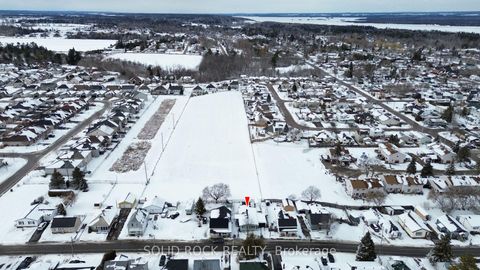 Photo 37 at 127 Edward Street S, Arnprior