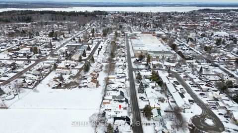 Photo 39 at 127 Edward Street S, Arnprior