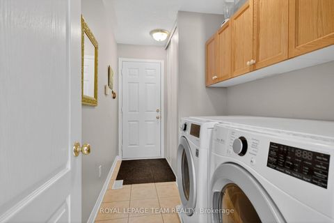 Photo 14 at 20 Nighthawk Crescent, Bridlewood, Kanata