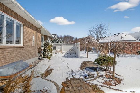 Photo 29 at 20 Nighthawk Crescent, Bridlewood, Kanata