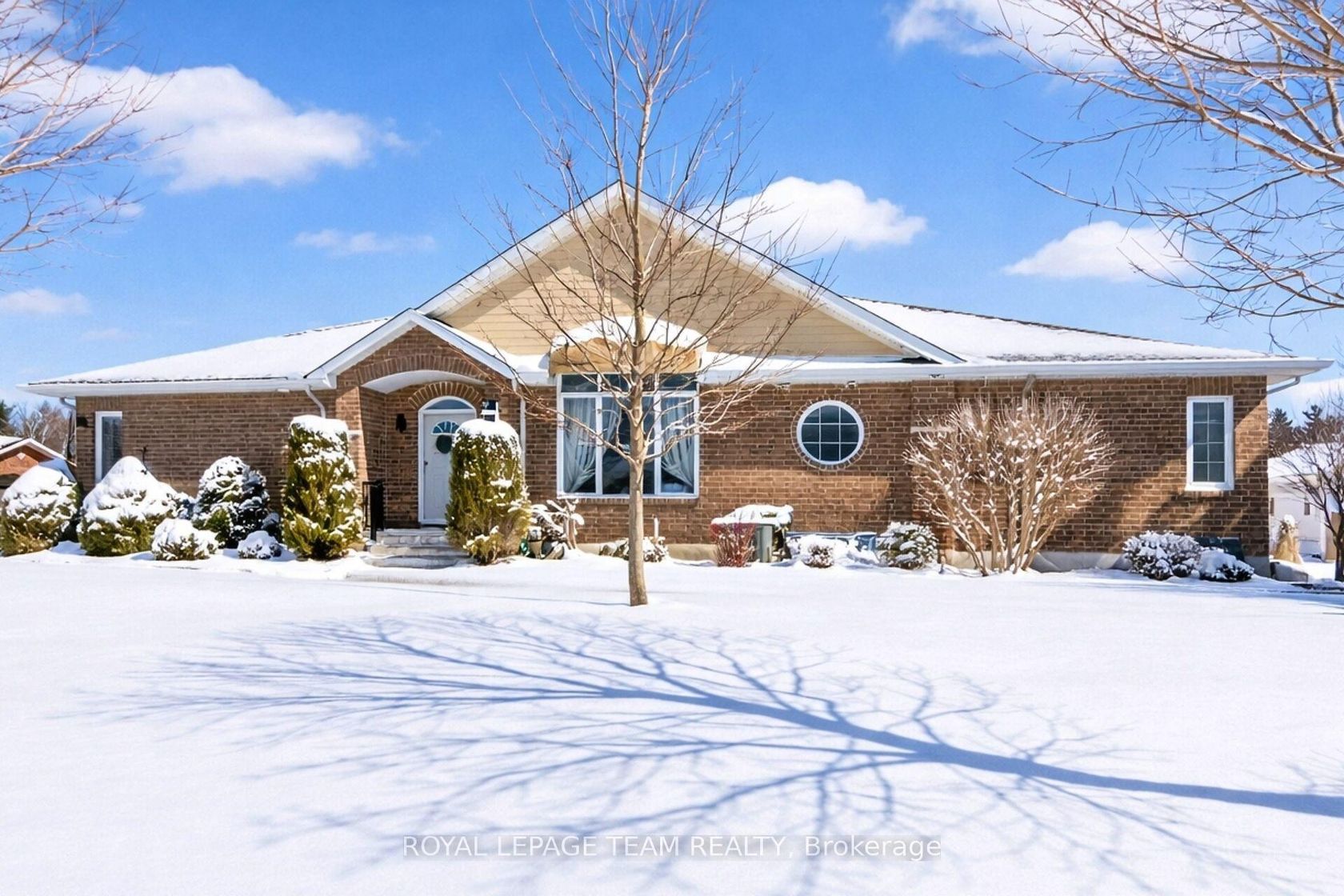 20 Nighthawk Crescent, Bridlewood, Kanata 2