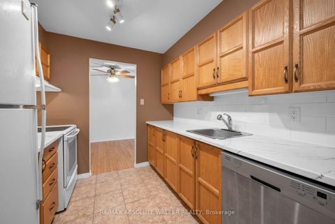 Photo 10 at 108 - 500 Canteval Terrace, Fallingbrook/Pineridge, Orleans