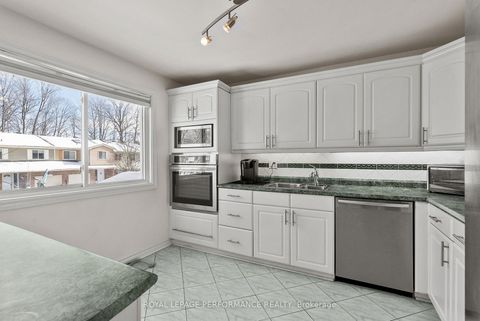 Photo 11 at 6919 Du Bois Avenue, Convent Glen North, Orleans