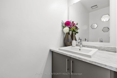 Photo 8 at 512 Cardamom Terrace E, Stittsville (South), Stittsville