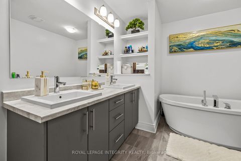 Photo 16 at 512 Cardamom Terrace E, Stittsville (South), Stittsville