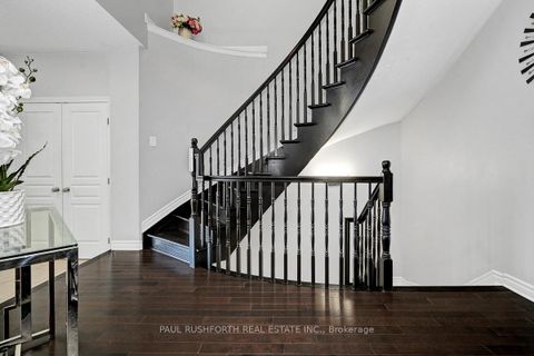 Photo 4 at 560 Du Pin Rouge Way, Mer Bleue/Bradley Estates/Anderson Park, Orleans