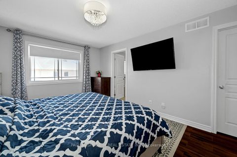 Photo 23 at 560 Du Pin Rouge Way, Mer Bleue/Bradley Estates/Anderson Park, Orleans