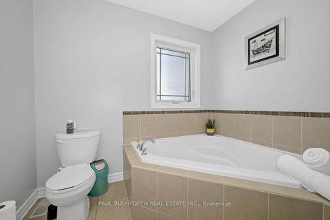 Photo 25 at 560 Du Pin Rouge Way, Mer Bleue/Bradley Estates/Anderson Park, Orleans