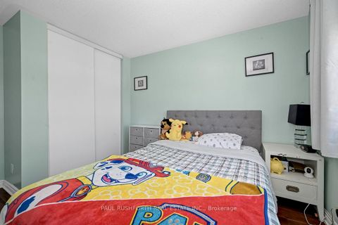 Photo 30 at 560 Du Pin Rouge Way, Mer Bleue/Bradley Estates/Anderson Park, Orleans