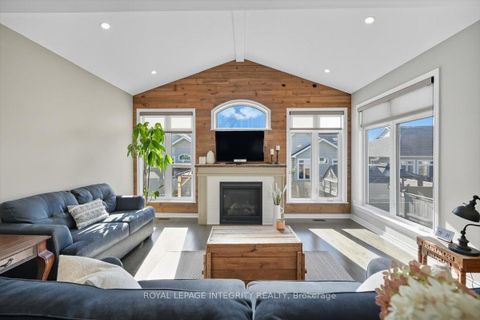 Photo 17 at 819 Tewin Circle, Camelot, Orleans