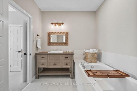 Photo 23 at 819 Tewin Circle, Camelot, Orleans