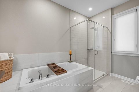 Photo 24 at 819 Tewin Circle, Camelot, Orleans