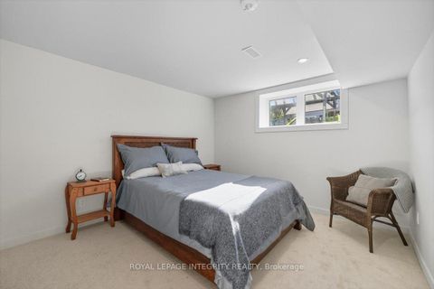 Photo 29 at 819 Tewin Circle, Camelot, Orleans