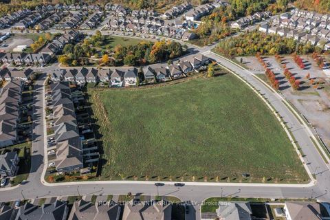 Photo 45 at 819 Tewin Circle, Camelot, Orleans