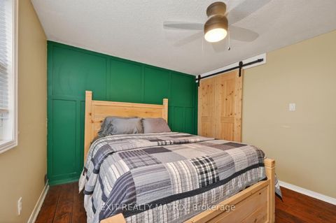 Photo 32 at 19 Mclennan Way, Katimavik, Kanata