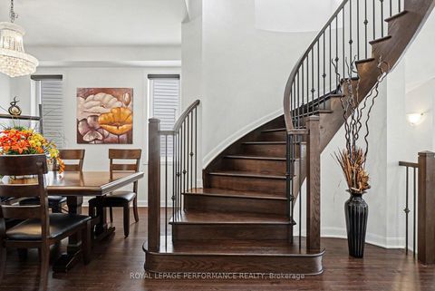 Photo 5 at 372 Aquaview Drive, Avalon East, Orleans