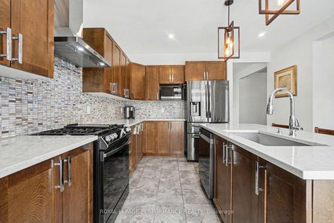 Photo 16 at 372 Aquaview Drive, Avalon East, Orleans