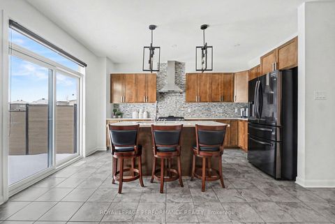 Photo 17 at 372 Aquaview Drive, Avalon East, Orleans