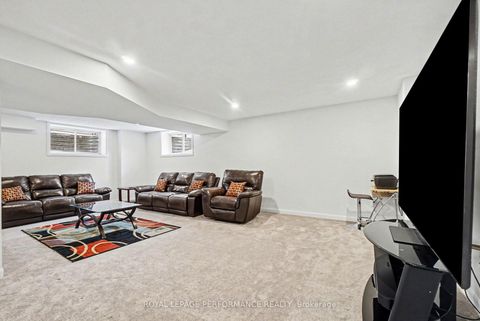 Photo 38 at 372 Aquaview Drive, Avalon East, Orleans