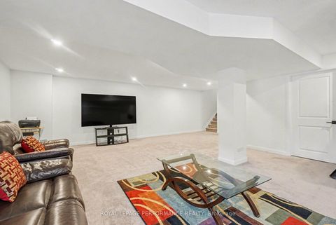 Photo 39 at 372 Aquaview Drive, Avalon East, Orleans