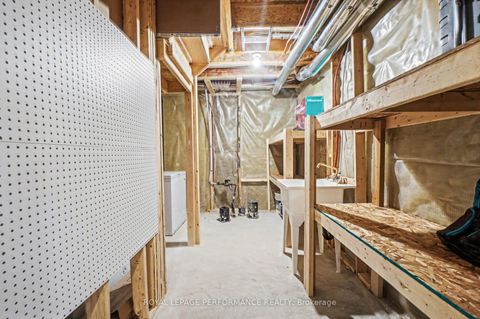 Photo 41 at 372 Aquaview Drive, Avalon East, Orleans