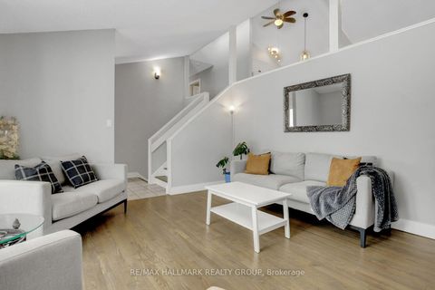 Photo 5 at 131 Delaney Drive, Huntley Ward (South West), Carp