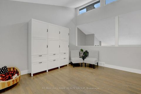 Photo 11 at 131 Delaney Drive, Huntley Ward (South West), Carp