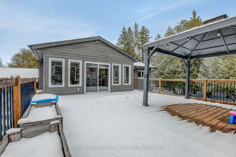 Photo 37 at 131 Delaney Drive, Huntley Ward (South West), Carp