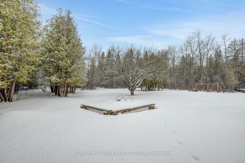 Photo 39 at 131 Delaney Drive, Huntley Ward (South West), Carp