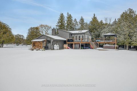 Photo 41 at 131 Delaney Drive, Huntley Ward (South West), Carp