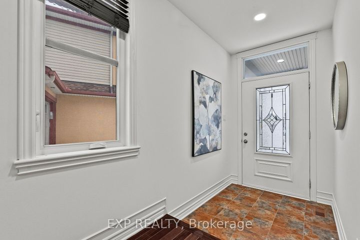 Photo 1 at 116 Watershield Ridge, Nepean (Longfields), Ottawa
