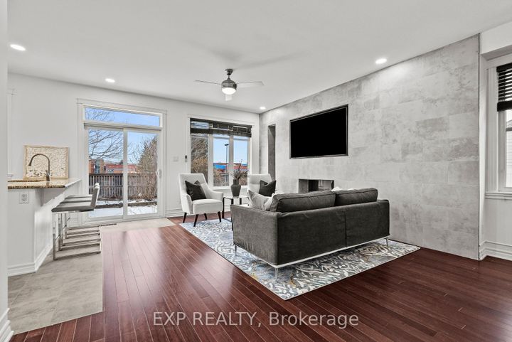 Photo 10 at 116 Watershield Ridge, Nepean (Longfields), Ottawa