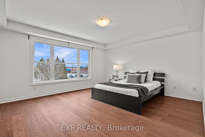 Photo 18 at 116 Watershield Ridge, Nepean (Longfields), Ottawa