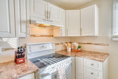 Photo 7 at 171 Mcclintock Way, Katimavik, Kanata