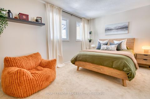 Photo 16 at 171 Mcclintock Way, Katimavik, Kanata