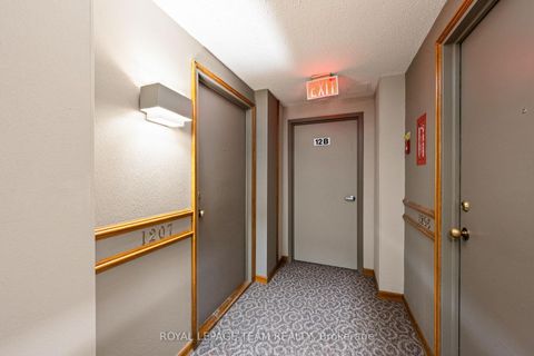 Photo 11 at 1207 - 556 Laurier Avenue W, Ottawa Centre