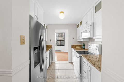 Photo 14 at 1207 - 556 Laurier Avenue W, Ottawa Centre