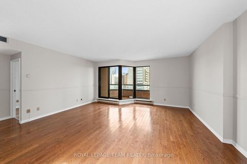 Photo 22 at 1207 - 556 Laurier Avenue W, Ottawa Centre