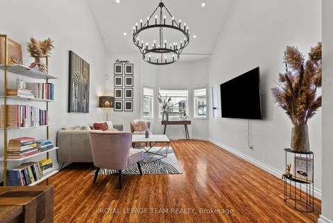 Photo 10 at 5 Milner Downs Crescent, Emerald Meadows/Trailwest, Kanata