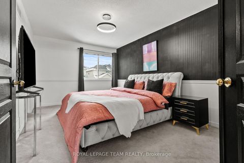 Photo 22 at 5 Milner Downs Crescent, Emerald Meadows/Trailwest, Kanata