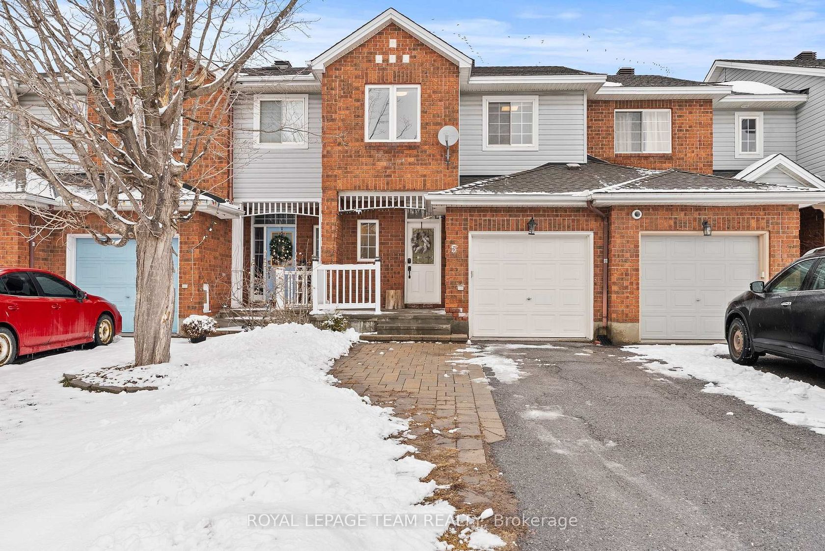 5 Milner Downs Crescent, Emerald Meadows/Trailwest, Kanata 2