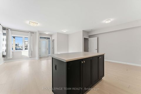 Photo 16 at 308 - 109 Pilot Private, Emerald Meadows/Trailwest, Kanata