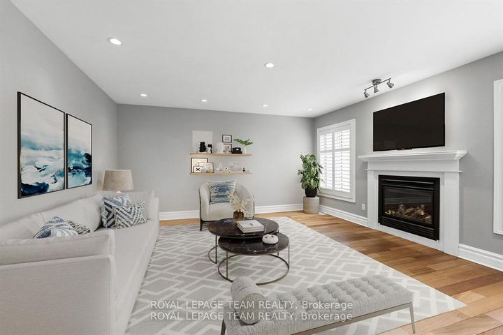 Photo 22 at 365 LANGRELL Crescent, Nepean (Strandherd), Ottawa