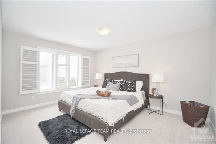 Photo 31 at 365 LANGRELL Crescent, Nepean (Strandherd), Ottawa